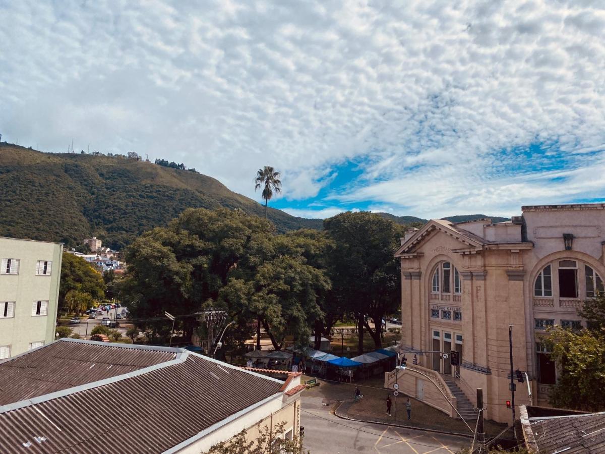Hotel Thermas Da Mantiqueira - Pocos De Caldas - De Frente Para A Praca Central E Relogio Floral Dış mekan fotoğraf